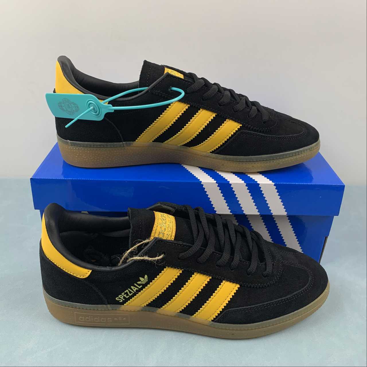 Adidas Spezial