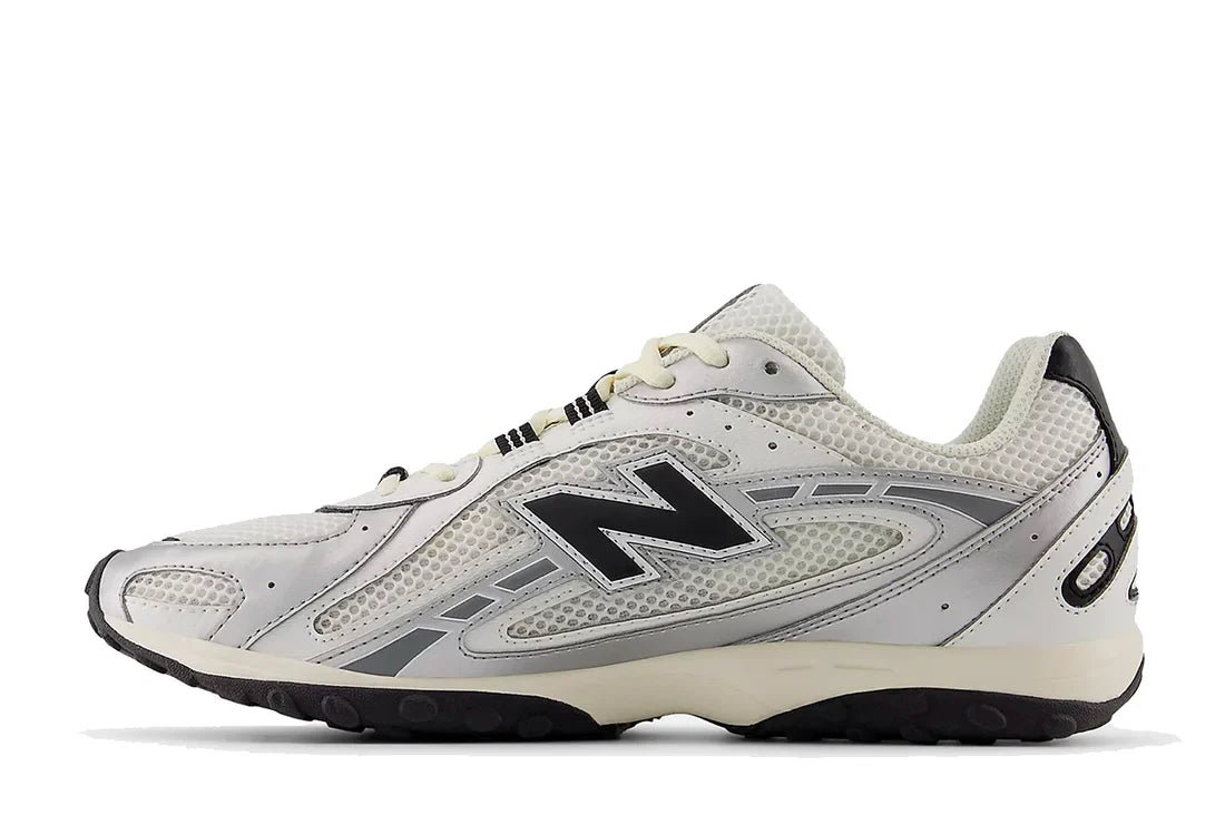 New Balance 204L