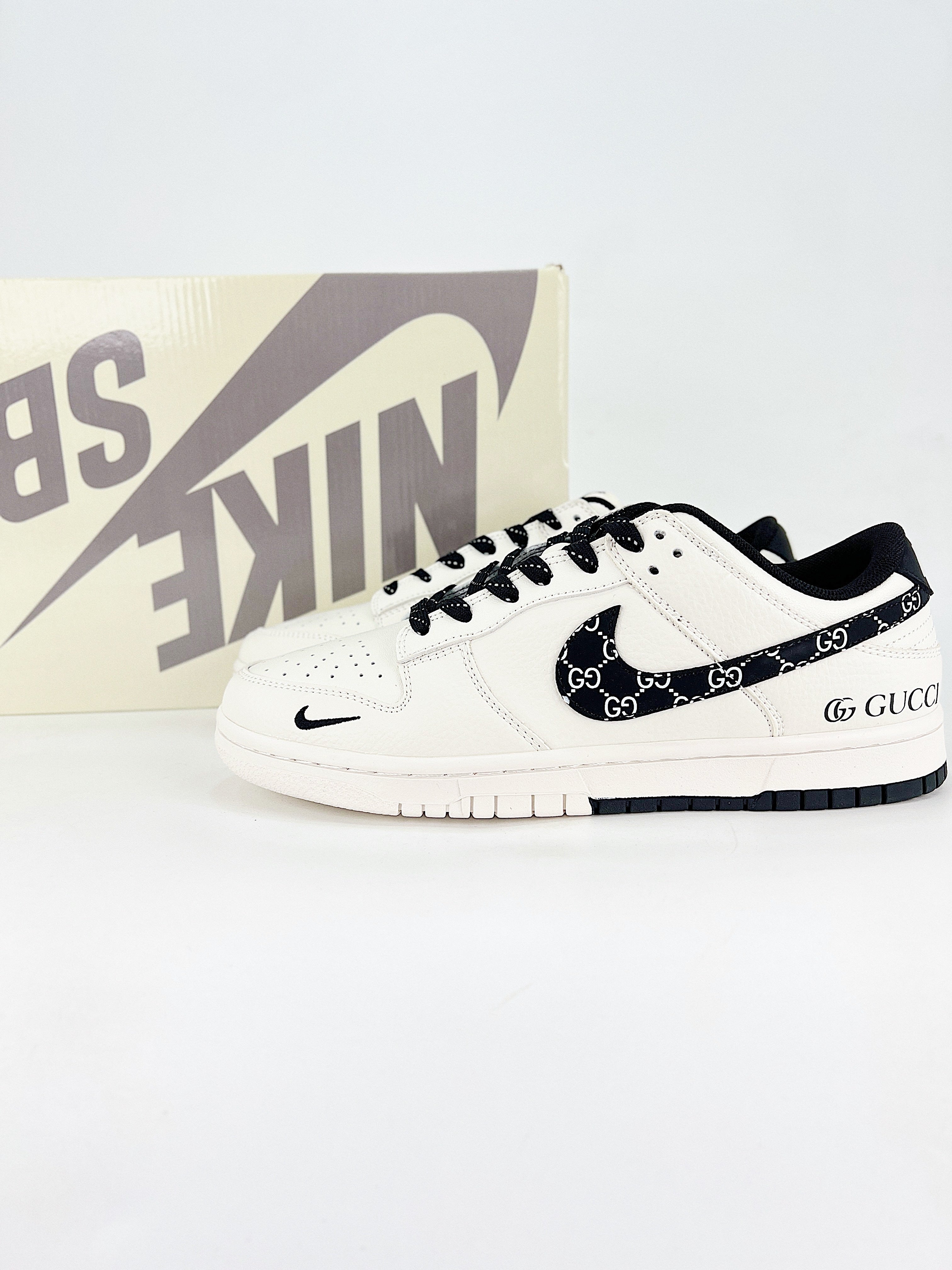 Dunk SB Low Gucci