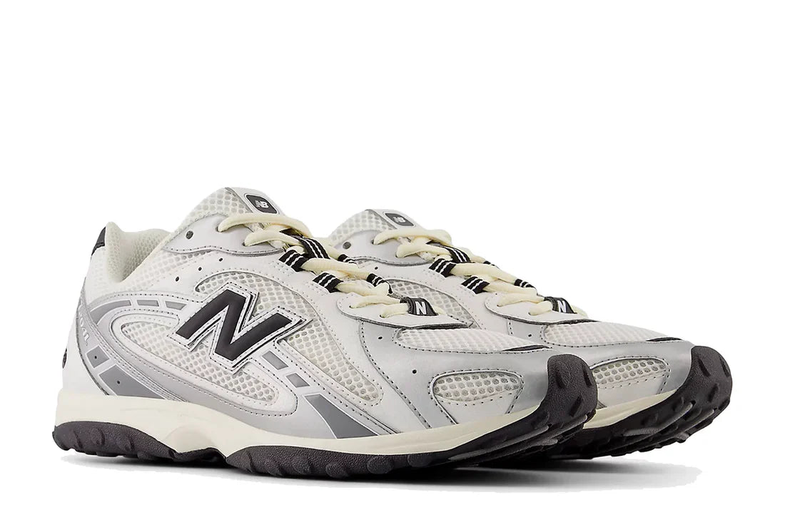 New Balance 204L