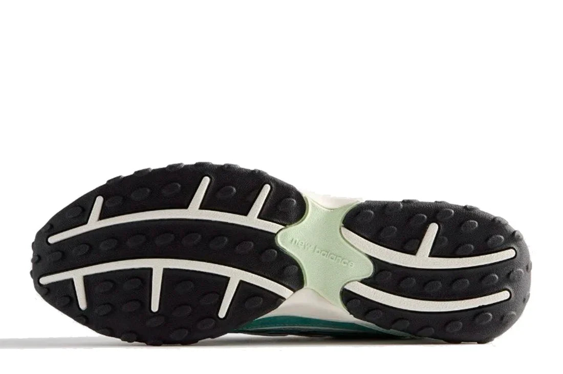 New Balance 204L