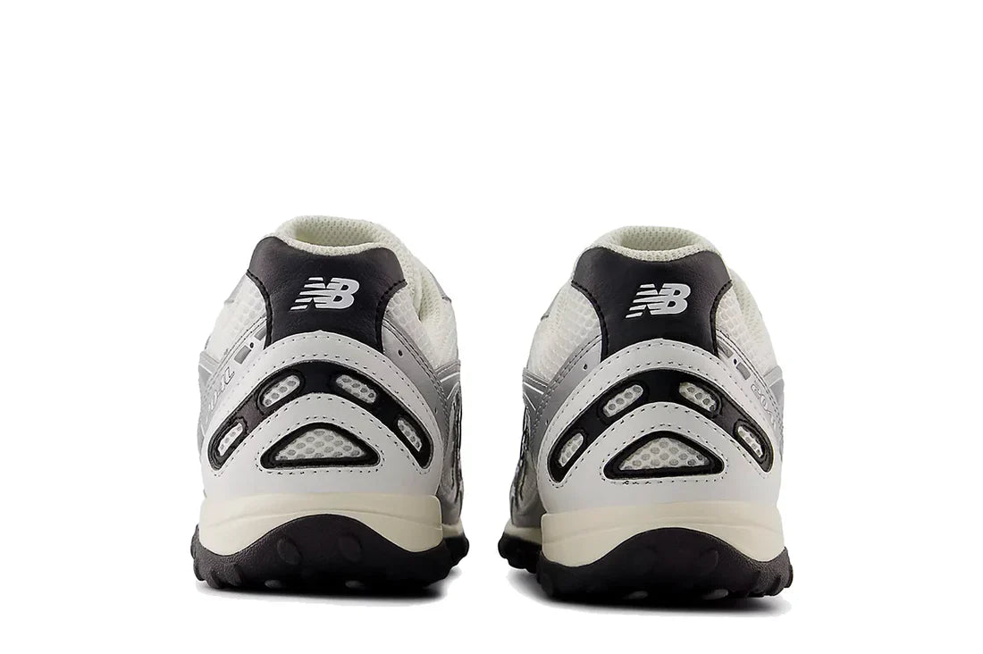 New Balance 204L