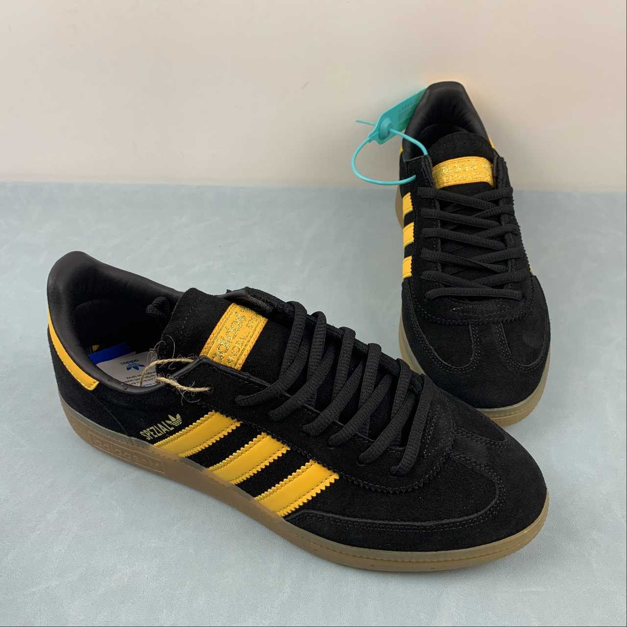 Adidas Spezial