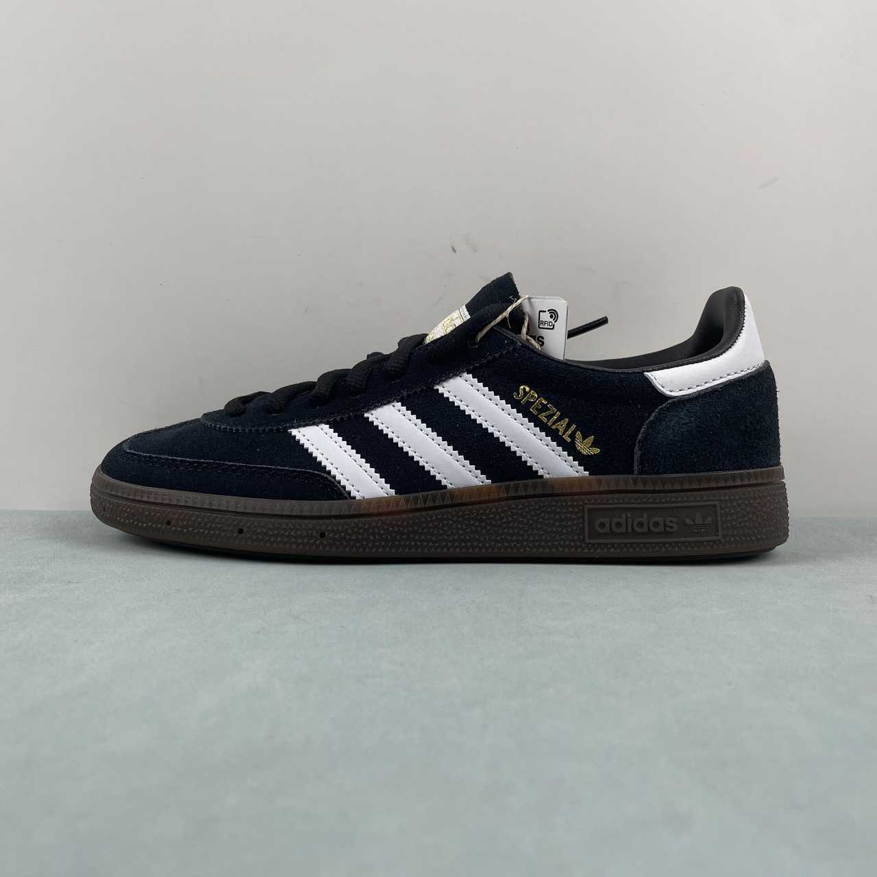 Adidas Spezial