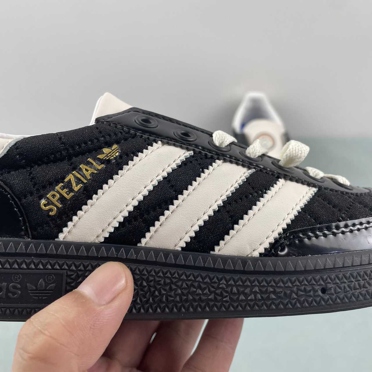 Adidas Spezial