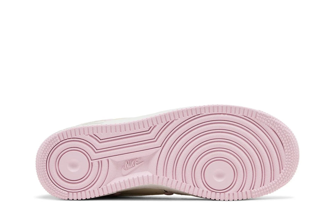 Nike Air Force 1 x Valentine's Day