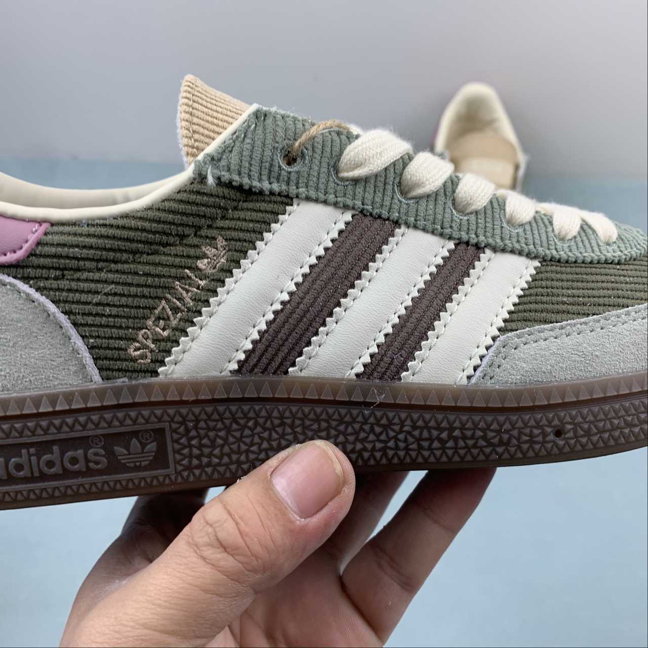 Adidas Spezial