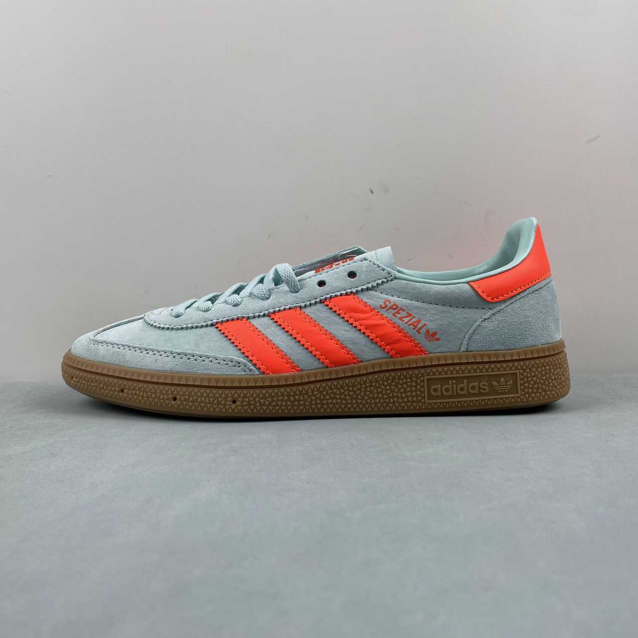 Adidas Spezial