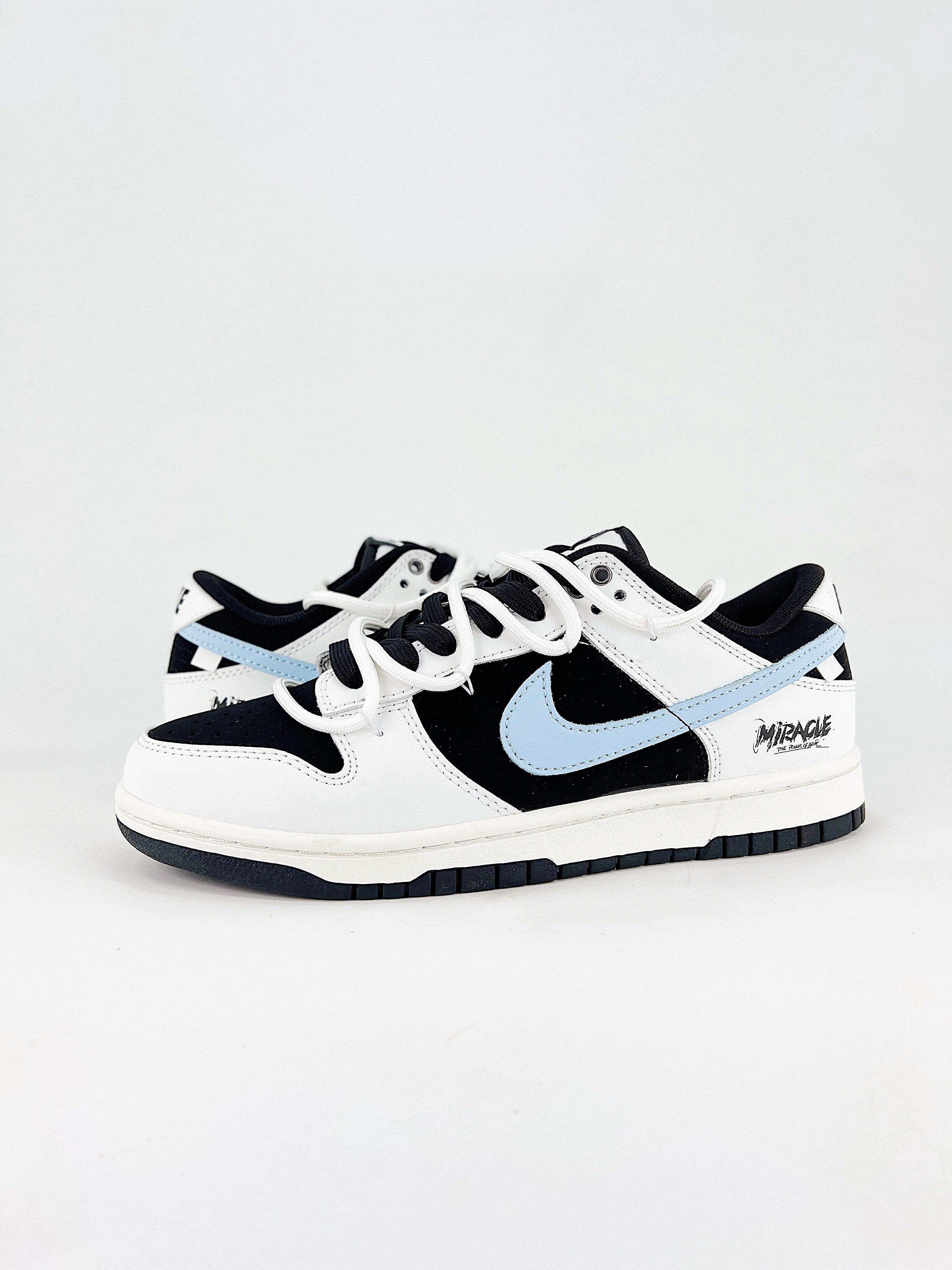 Dunk SB Low Miracle