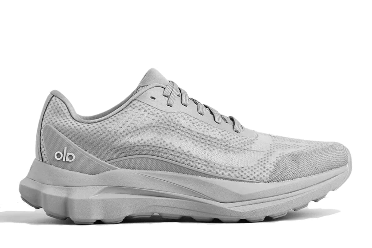 Alo Yoga ALO Runner Cinza