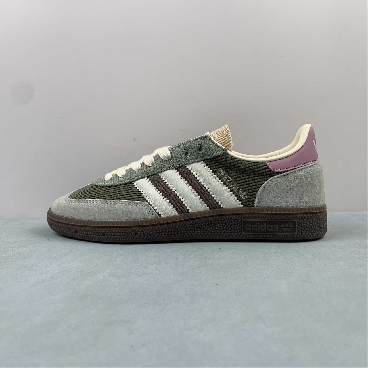 Adidas Spezial