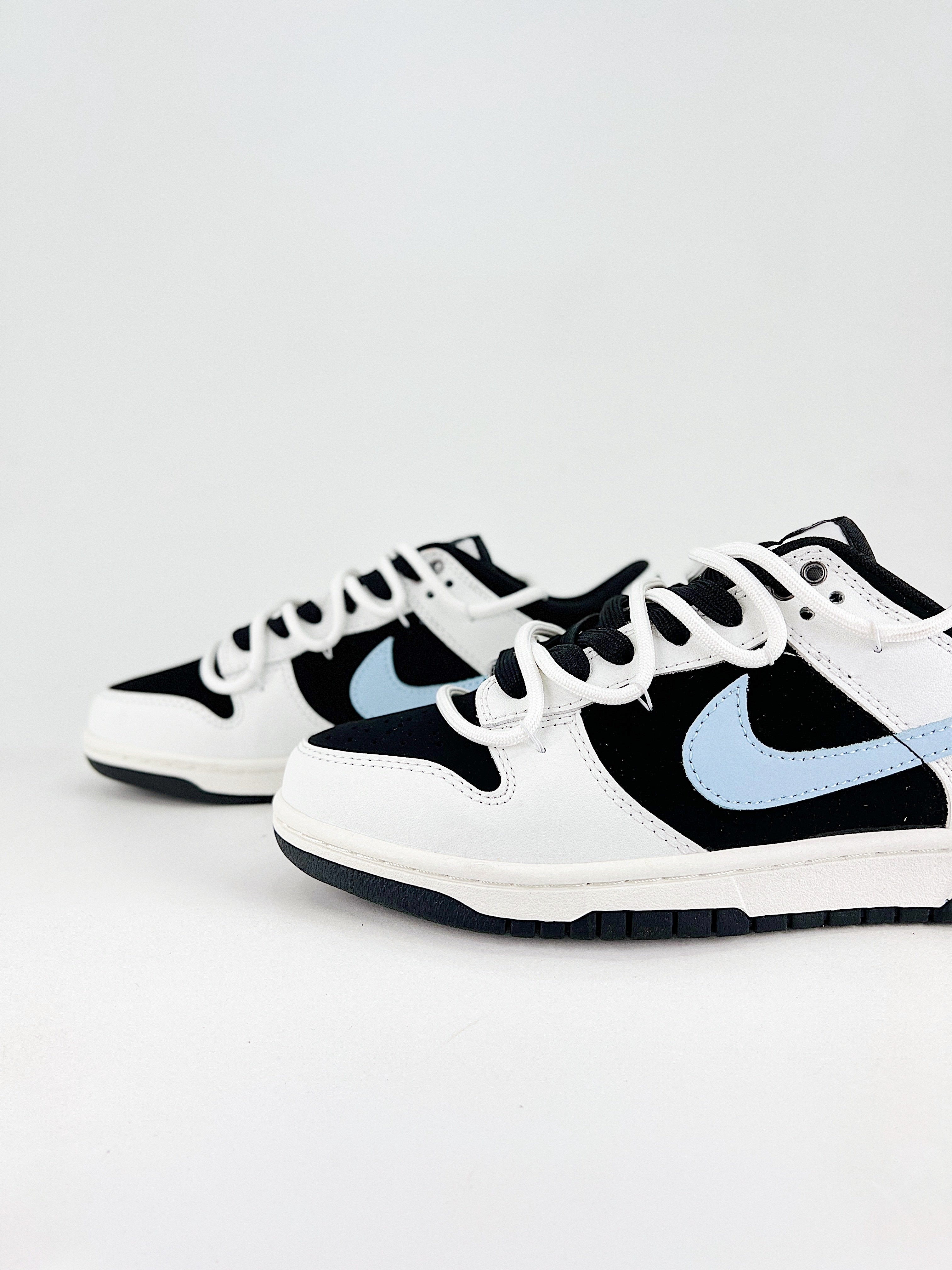 Dunk SB Low Miracle