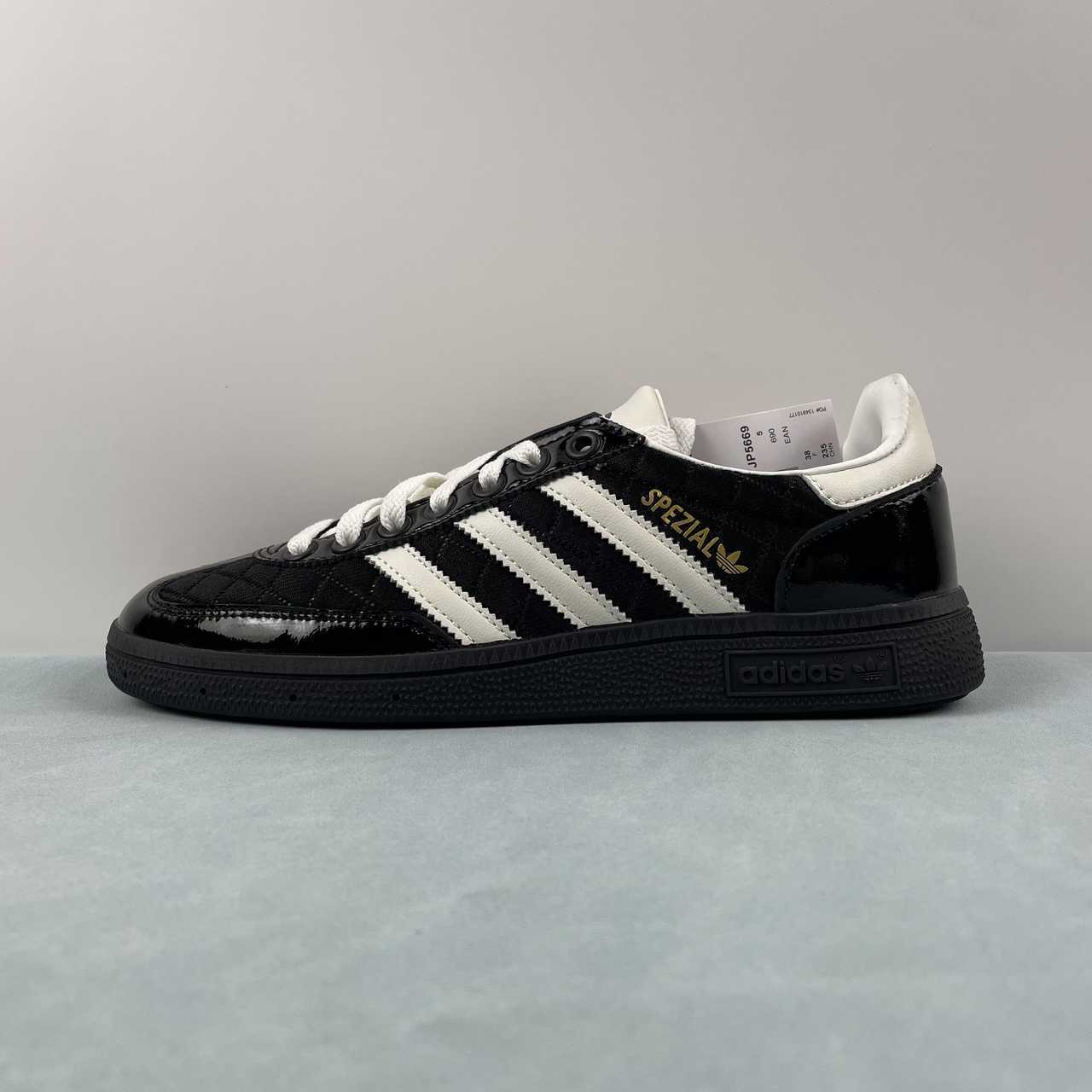 Adidas Spezial