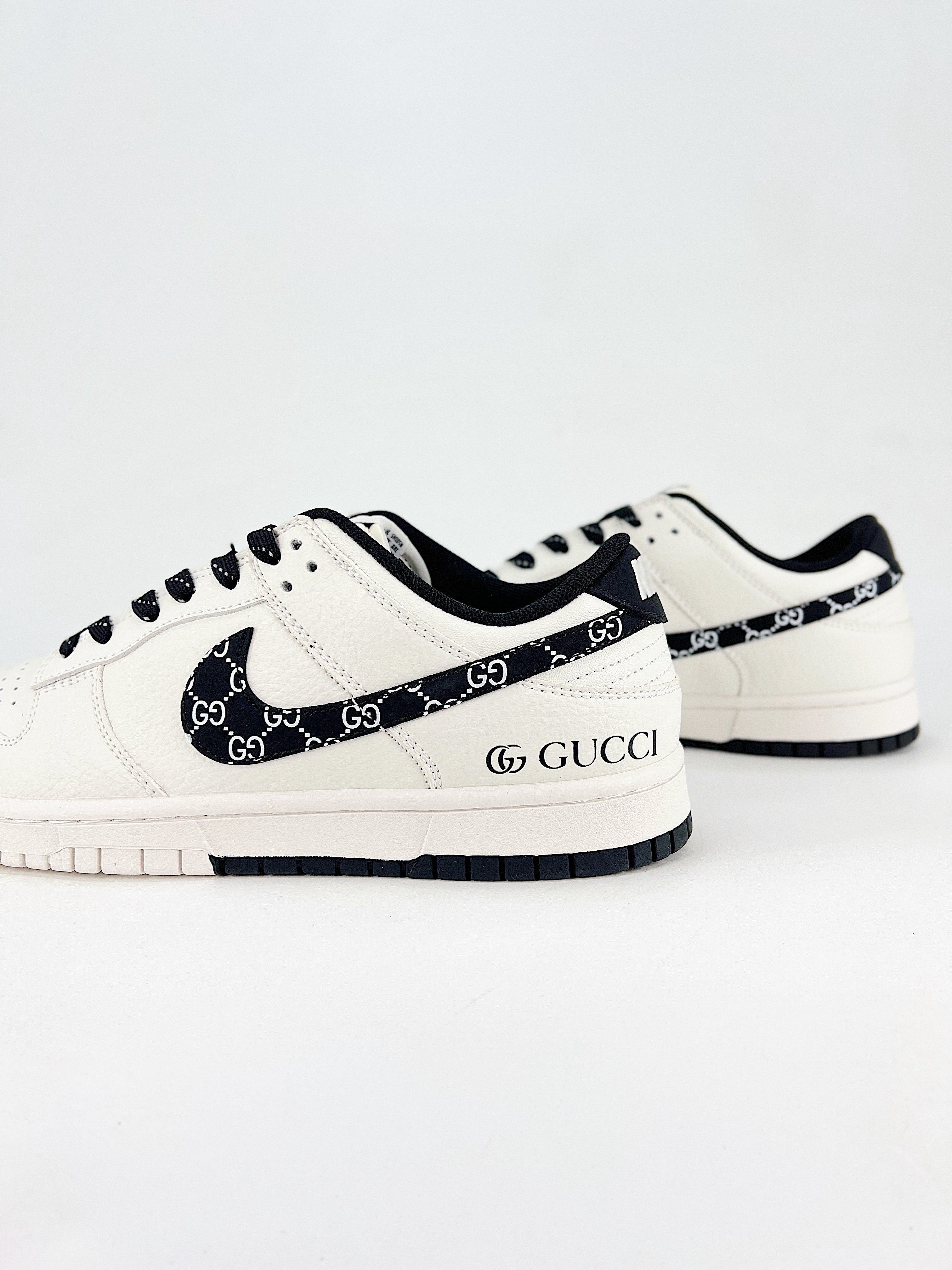 Dunk SB Low Gucci
