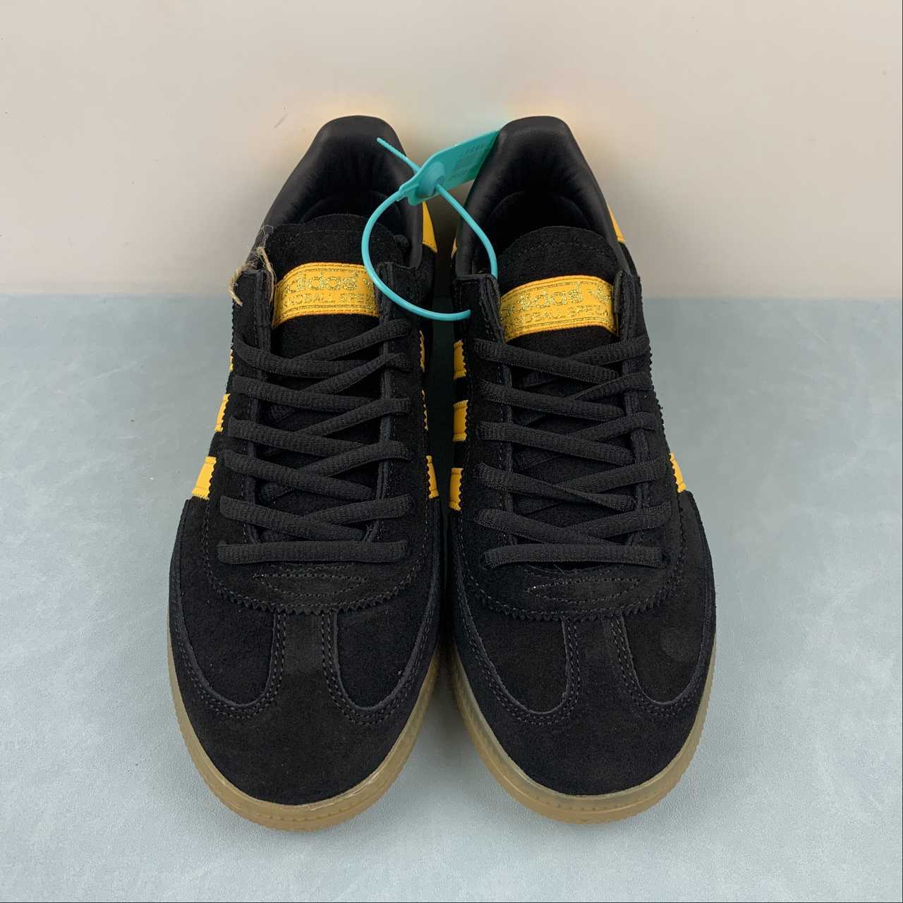 Adidas Spezial