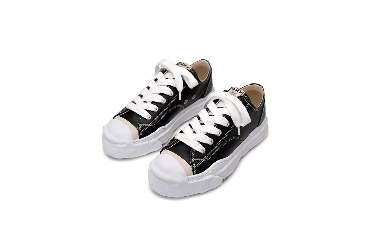 Maison Mihara Yasuhiro "Hank" OG Sole Leather Low-top Preto/Branco