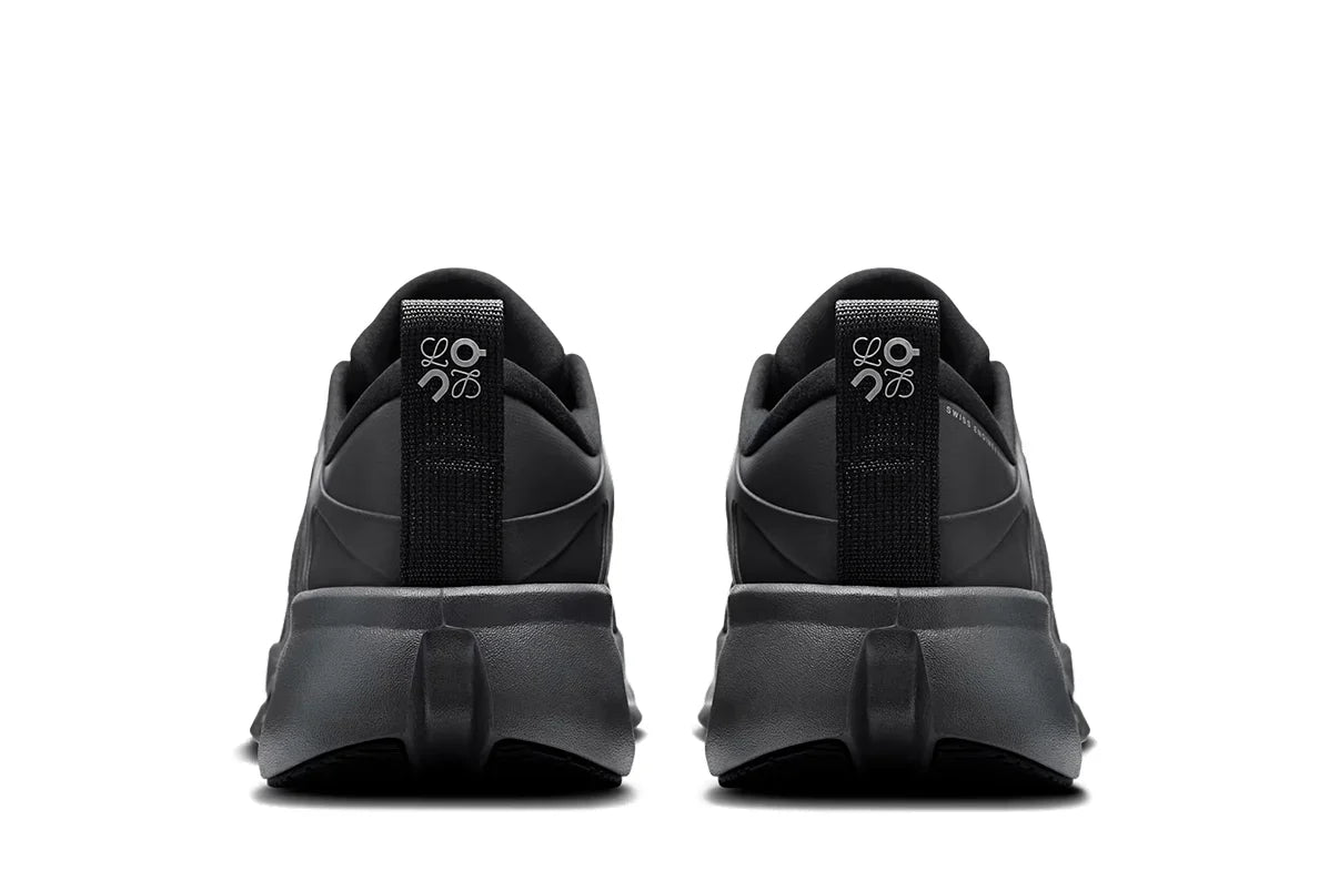 On Running Cloudsolo Loewe Black Preto