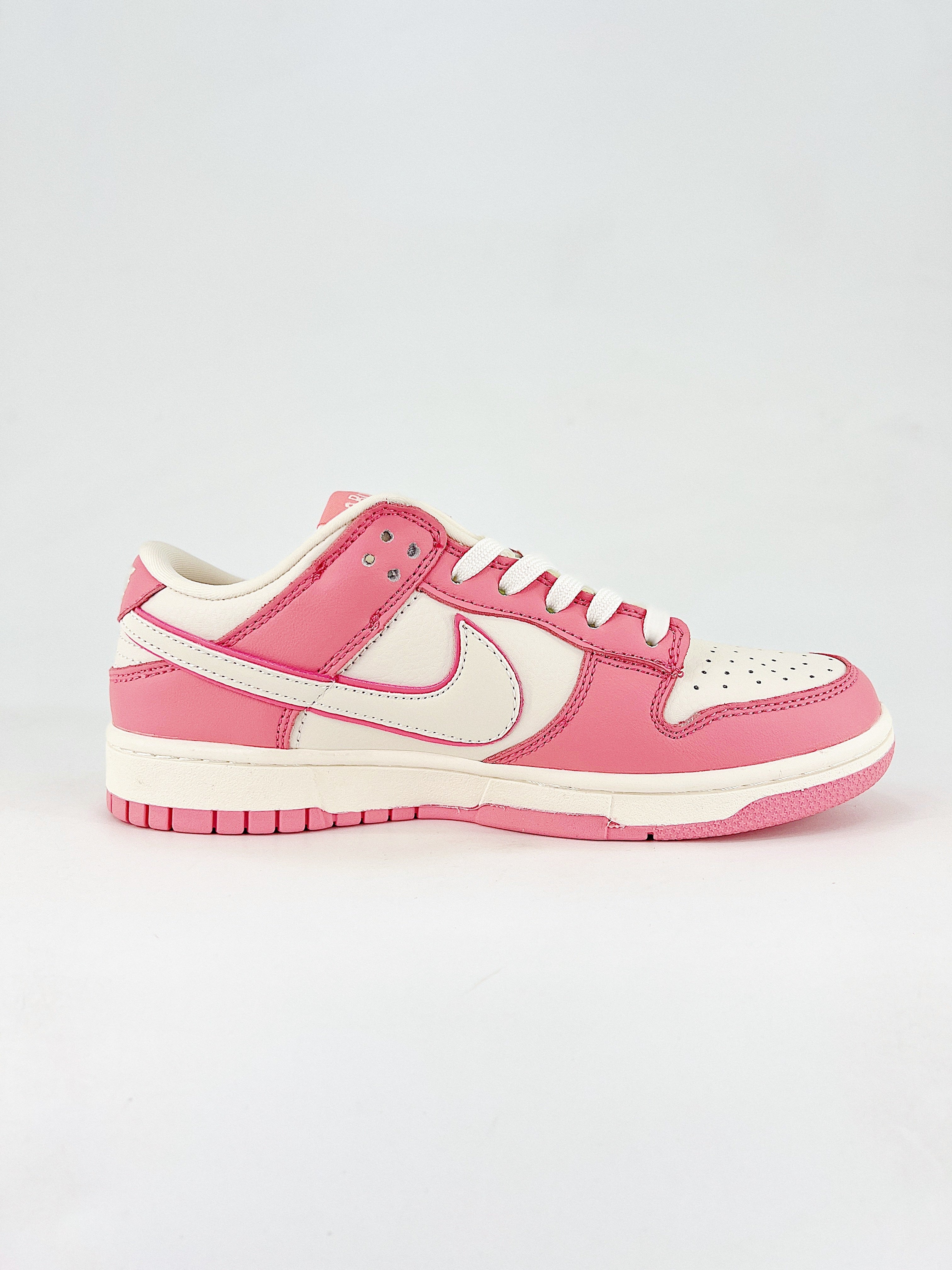 Dunk SB Low Labubu