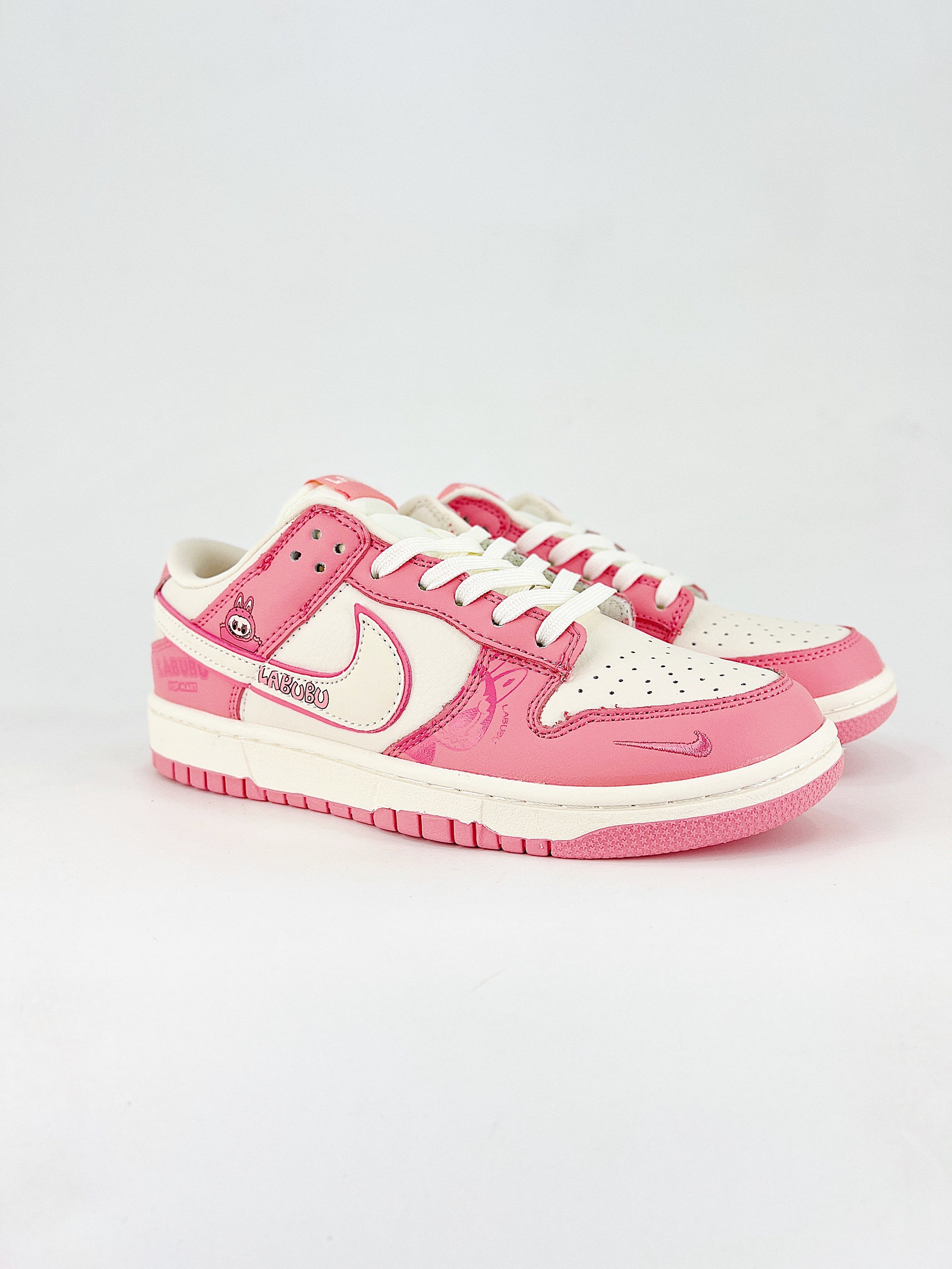 Dunk SB Low Labubu