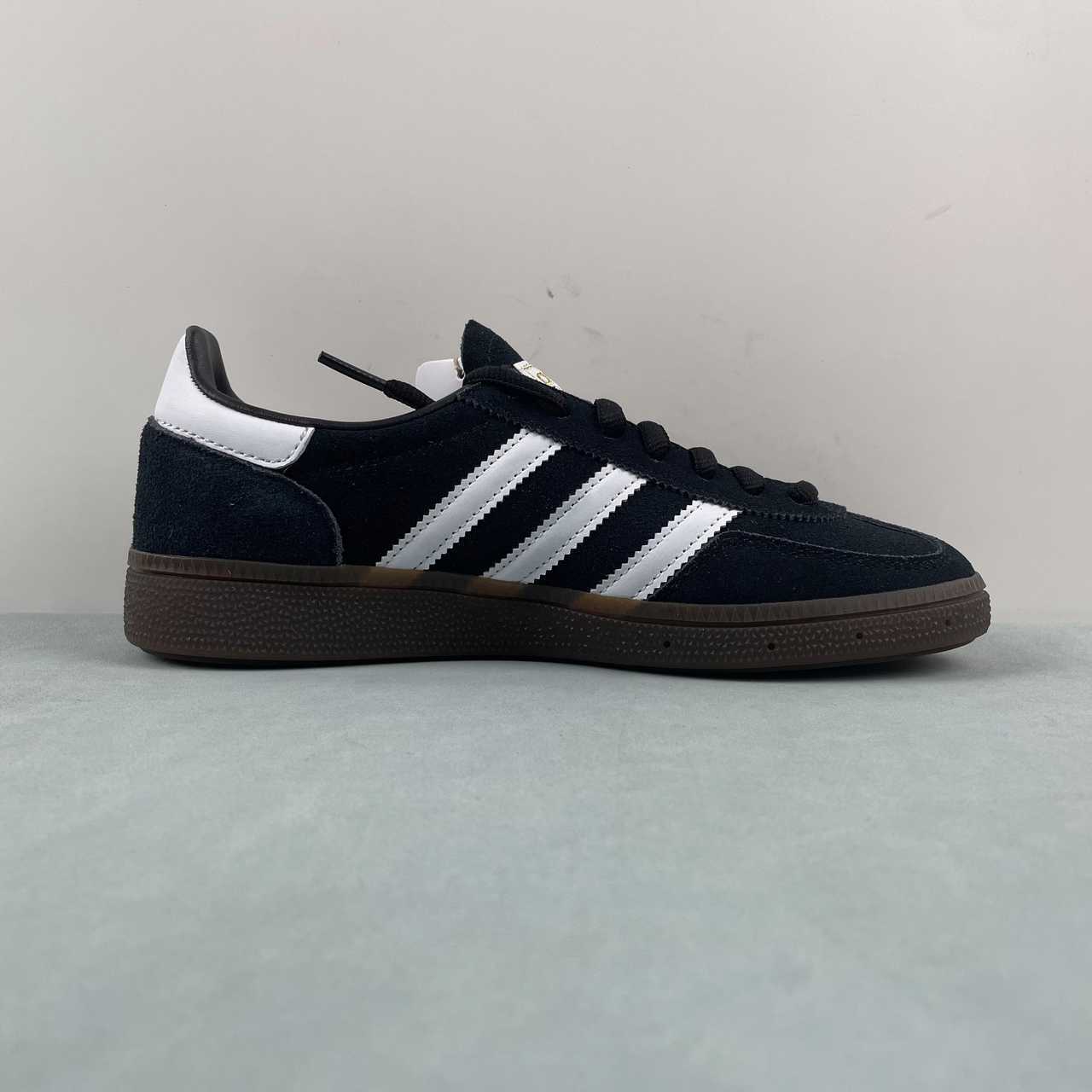 Adidas Spezial