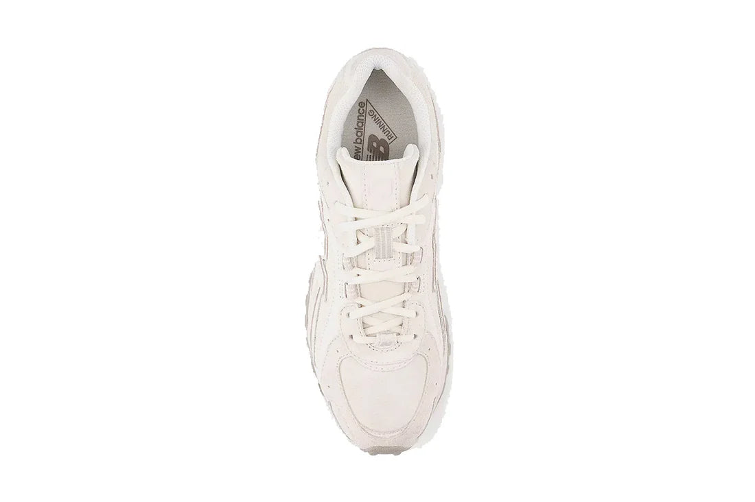 New Balance 204L