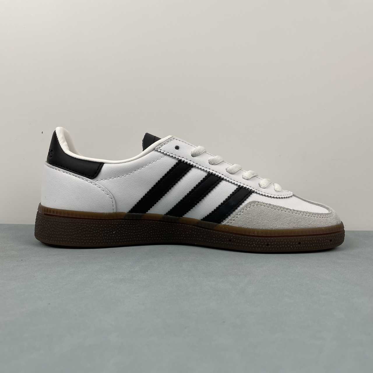 Adidas Spezial