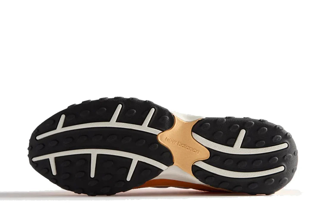 New Balance 204L