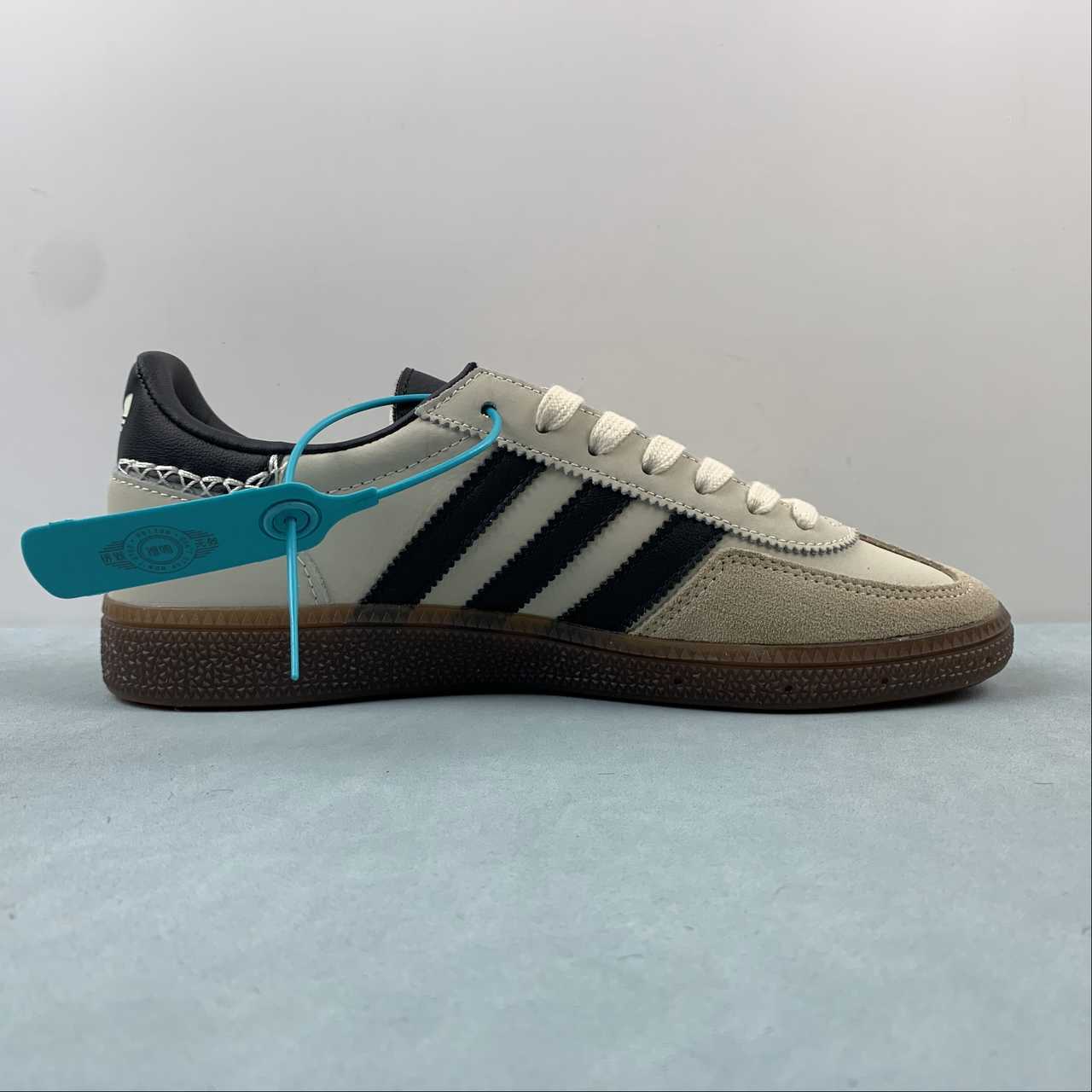 Adidas Spezial