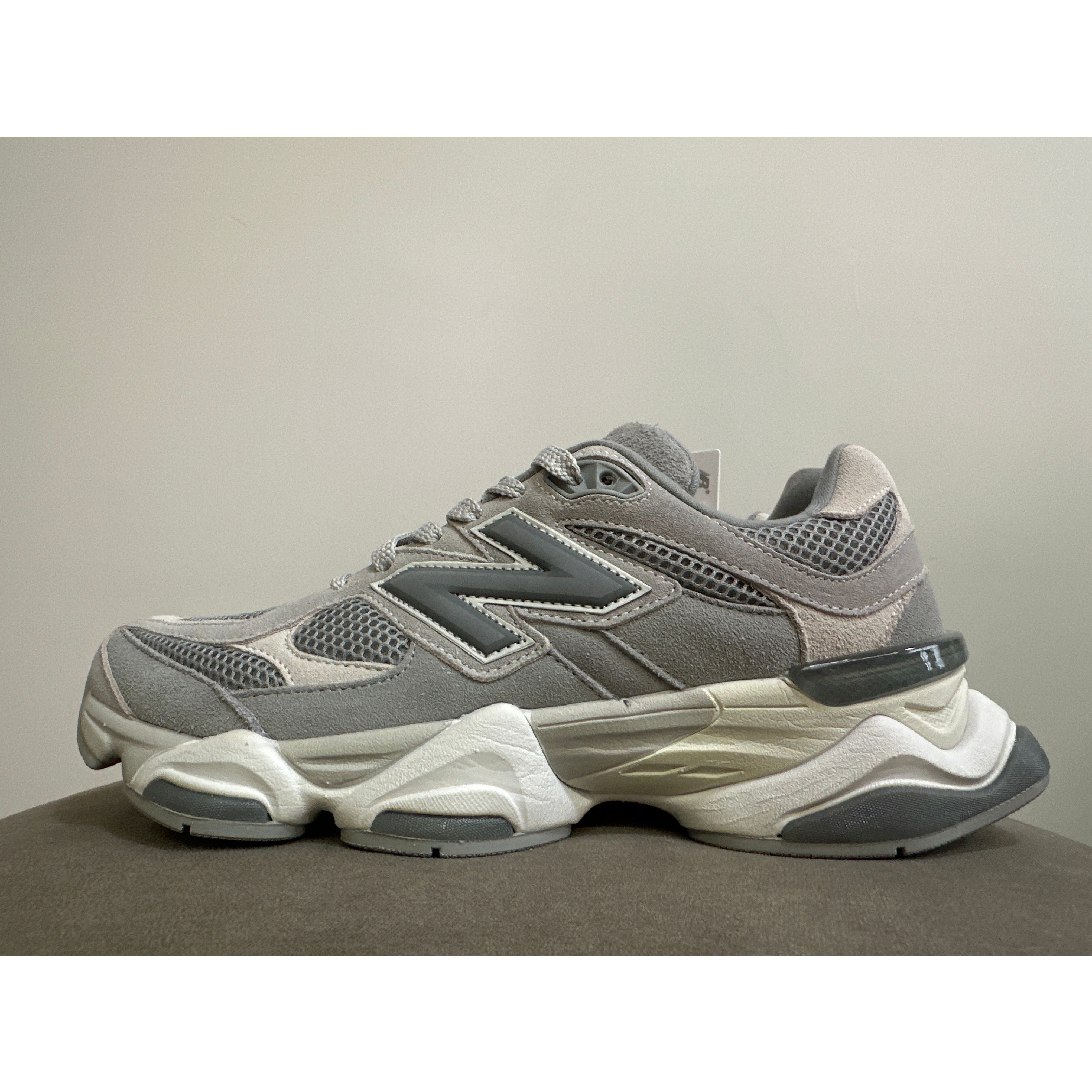 New Balance 9060 Rain Cloud Grey (Pronta Entrega)