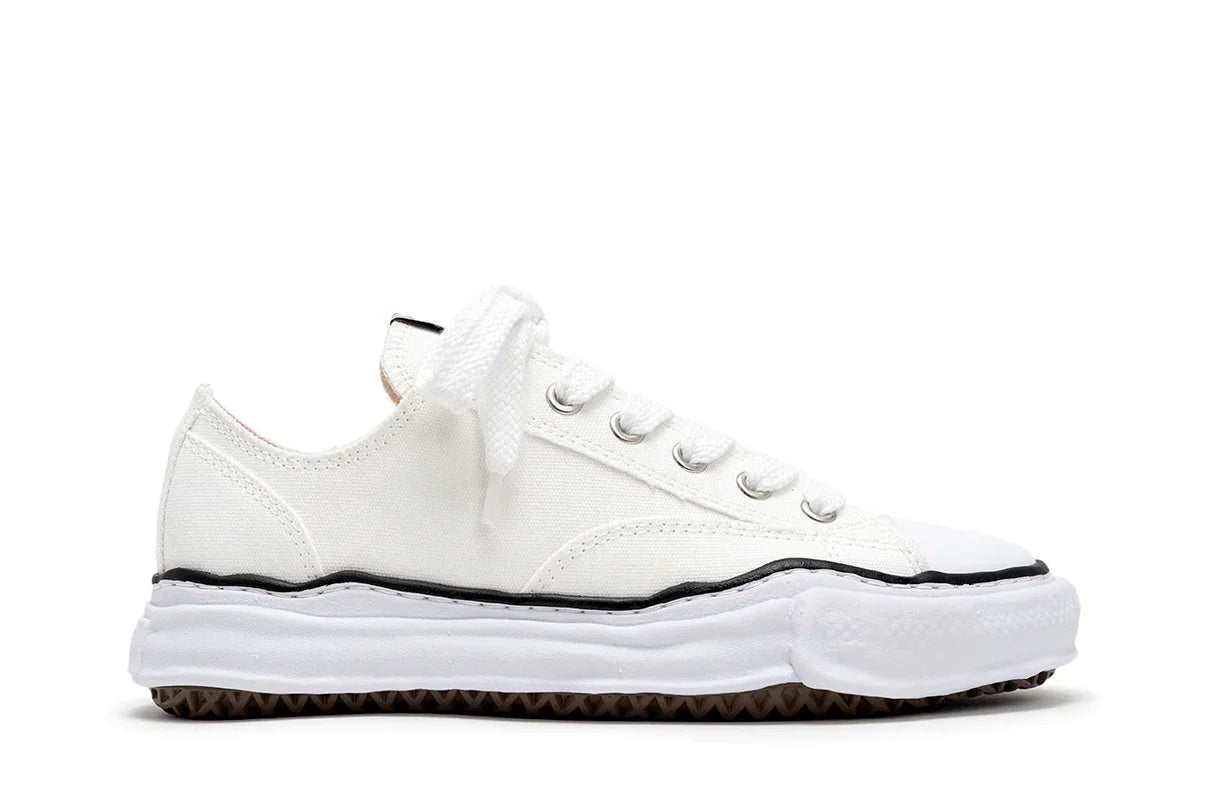 Maison Mihara Yasuhiro "Peterson" OG Sole Canvas Low-top White Branco
